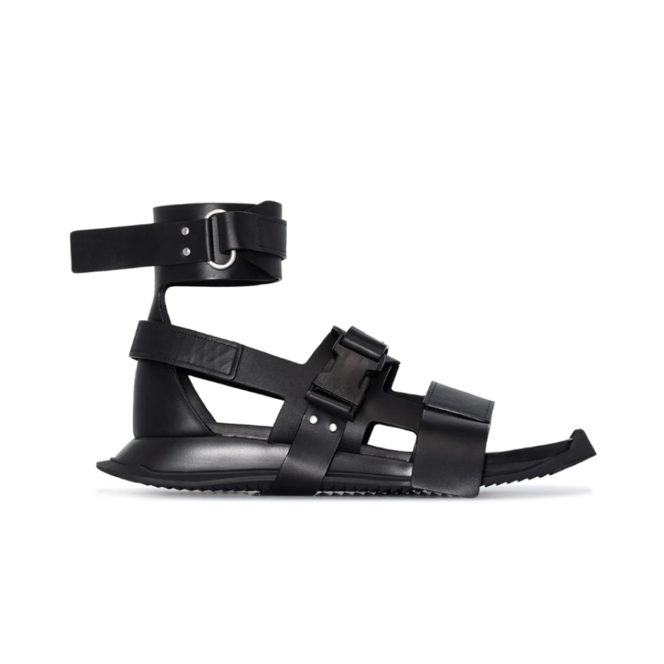 Yaz Stilinizi Tamamlayacak En Cool Sandaletler