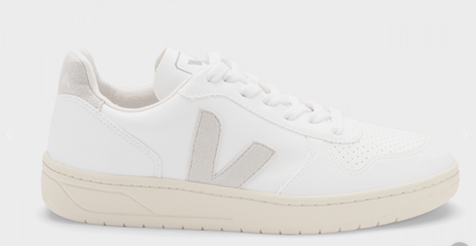 Bu Sezonun 6 Kırık Beyaz Sneaker Modeli
