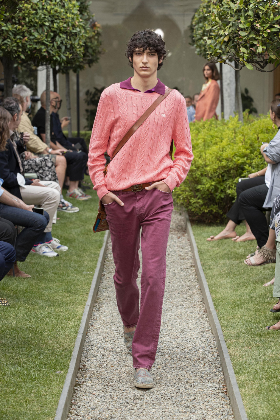 Etro: İflah Olmaz İyimser & Gelenekçi