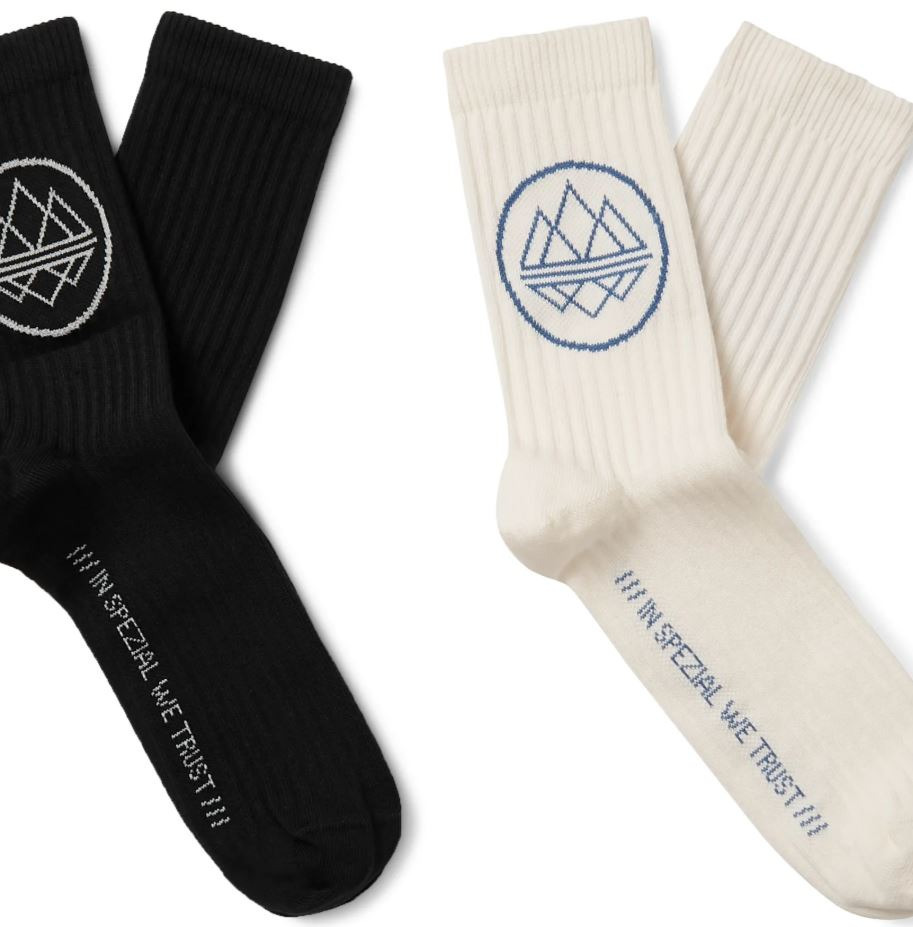 Yazın Da Çorap Giyilir: Yaz Akşamları İçin 10 Çorap