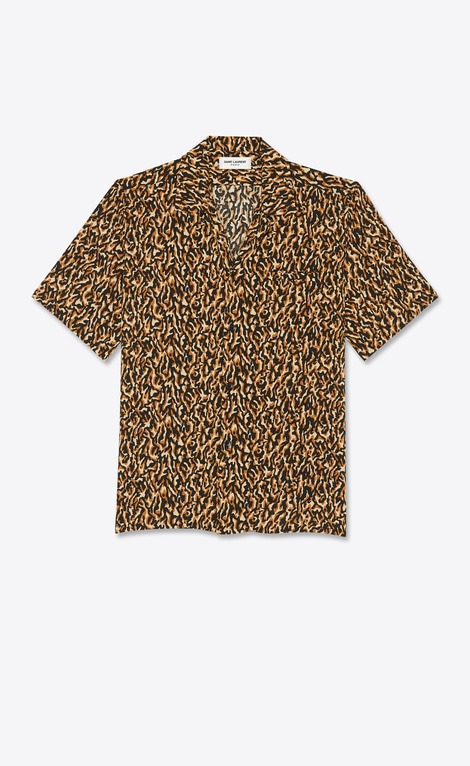 Kısa Kollu Gömlekler: Yazın Eğlenceli Stil Parçası Kısa Kollu Gömlekler: Yazın Eğlenceli Stil Parçası