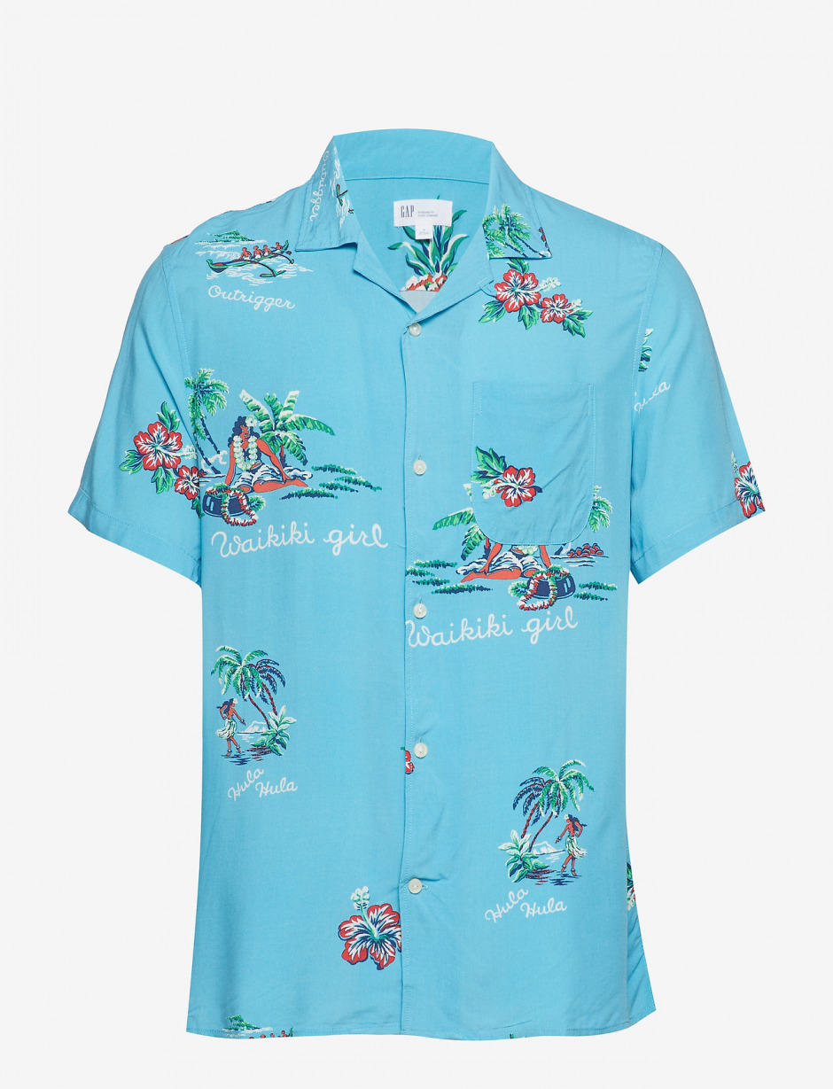 Kısa Kollu Gömlekler: Yazın Eğlenceli Stil Parçası Kısa Kollu Gömlekler: Yazın Eğlenceli Stil Parçası