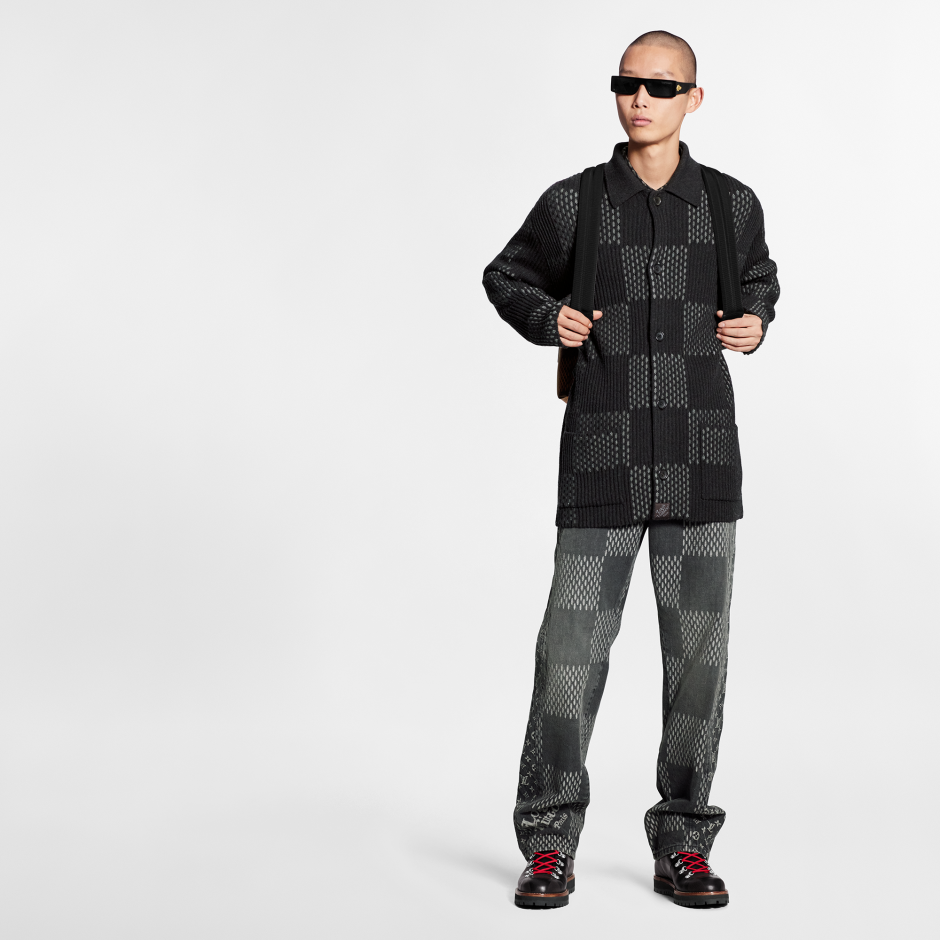 Dönemin En Hit Tasarımcılarından Biri ile Çalışan Bir Modaevi Başka Ne Yapabilir?