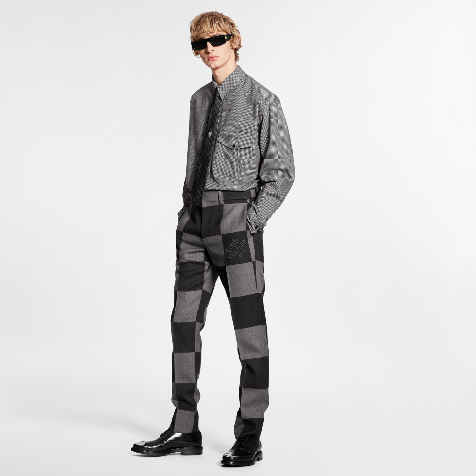 Dönemin En Hit Tasarımcılarından Biri ile Çalışan Bir Modaevi Başka Ne Yapabilir?