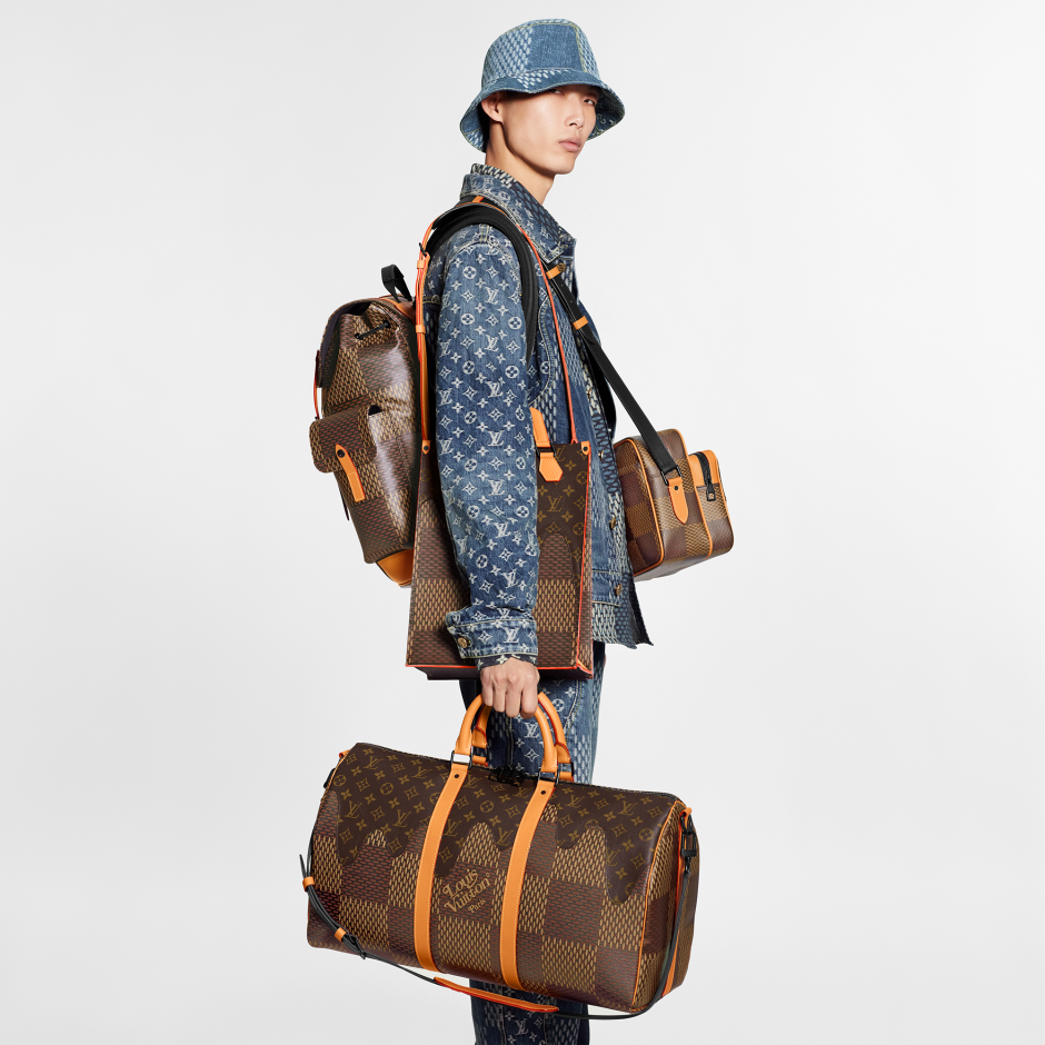 Dönemin En Hit Tasarımcılarından Biri ile Çalışan Bir Modaevi Başka Ne Yapabilir?