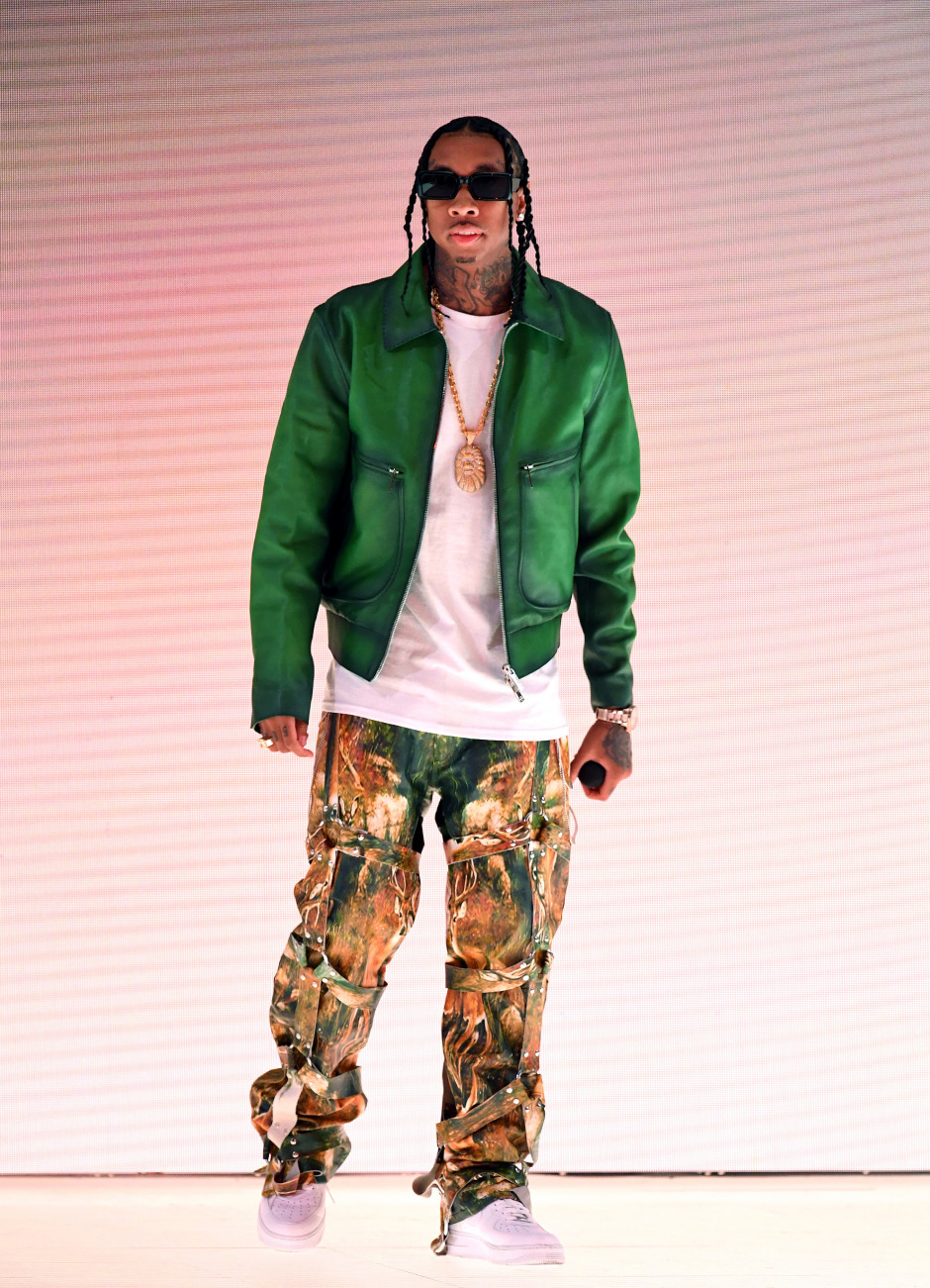 MTV VMA 2020'de Mesafeli Kırmızı Halı