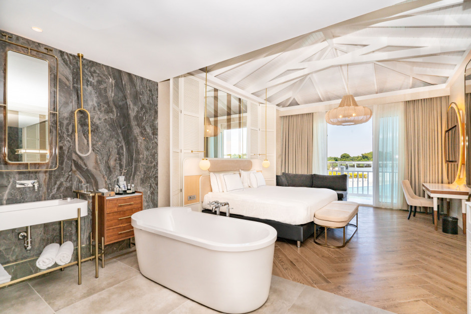 Egzotik Tatilin Yeni Adresi: Titanic Deluxe Golf Belek