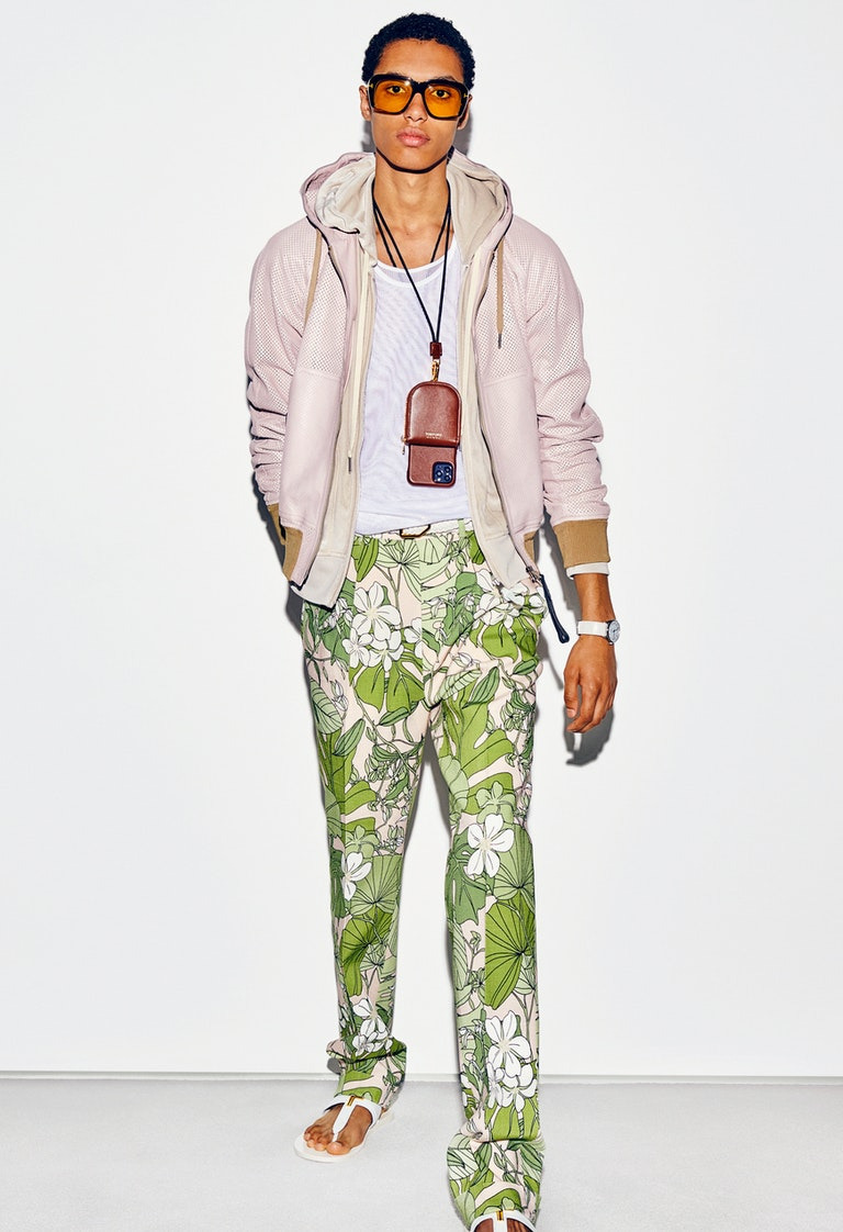 Tom Ford, İlkbahar/Yaz 21 ile 'Hazır Oldan Rahata' geçti