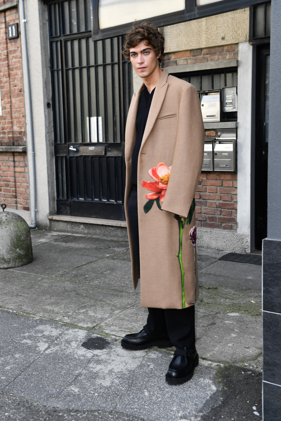 Sokak Stili: 2021 İlkbahar/Yaz Milano Moda Haftası