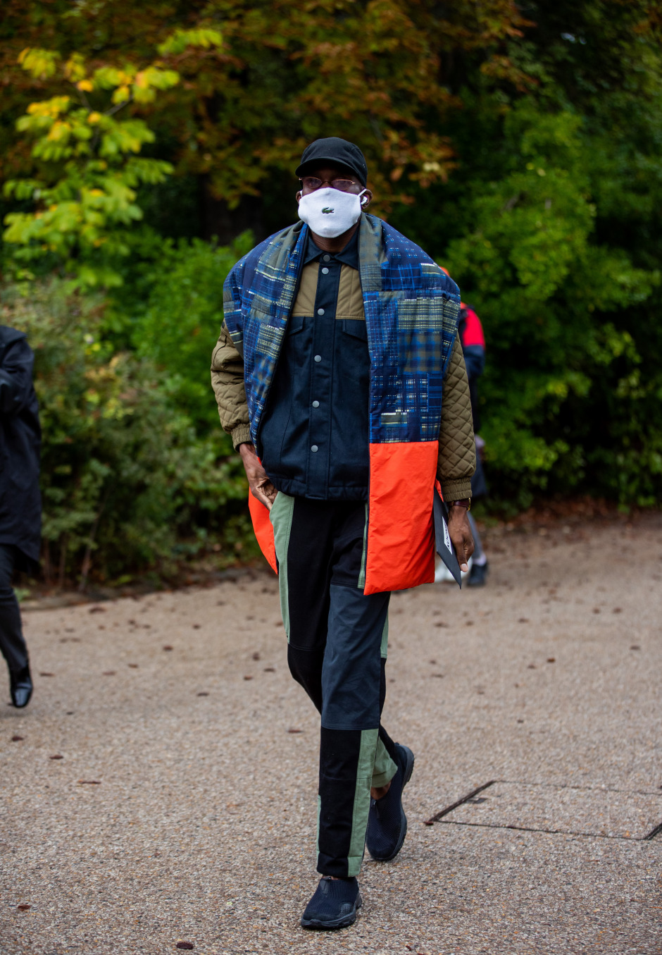 Sokak Stili: 2021 İlkbahar/Yaz Paris Sokak Stili: 2021 İlkbahar/Yaz Paris