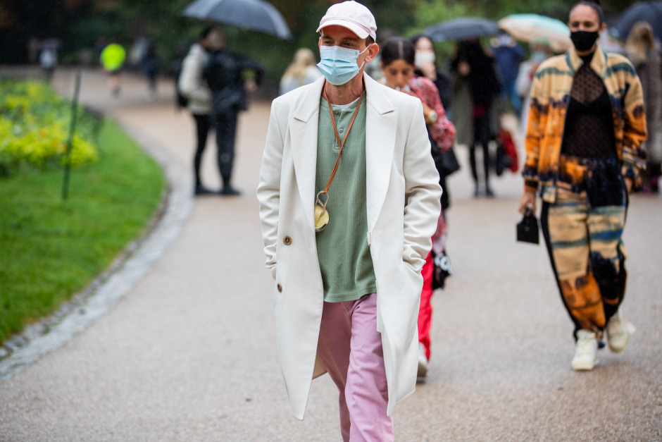 Sokak Stili: 2021 İlkbahar/Yaz Paris Sokak Stili: 2021 İlkbahar/Yaz Paris