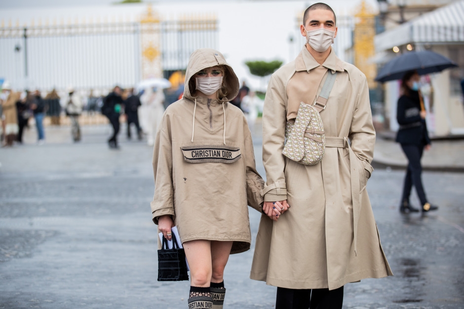 Sokak Stili: 2021 İlkbahar/Yaz Paris Sokak Stili: 2021 İlkbahar/Yaz Paris