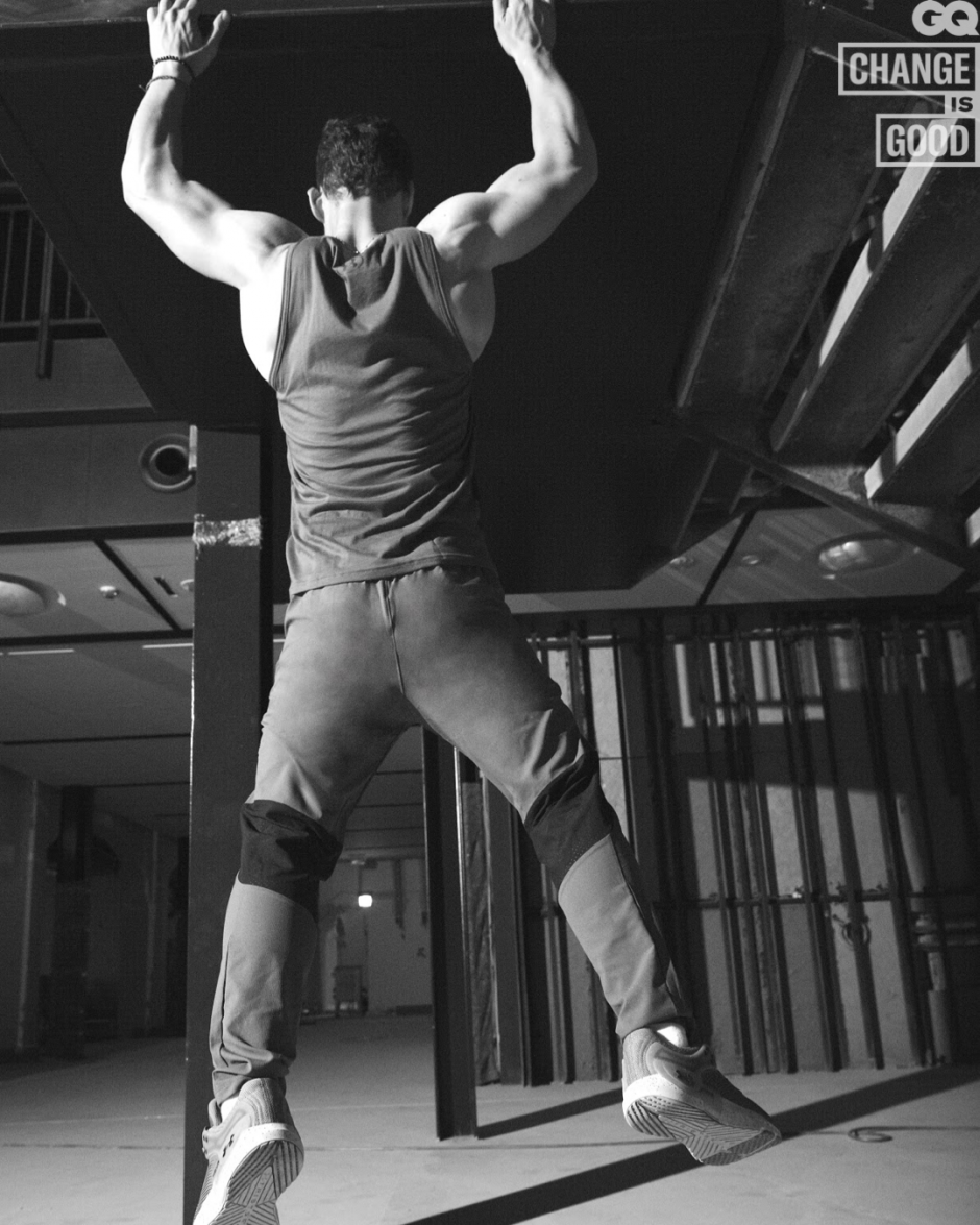 Bir Kerem Bürsin İhtimali Daha Var O da Kerem