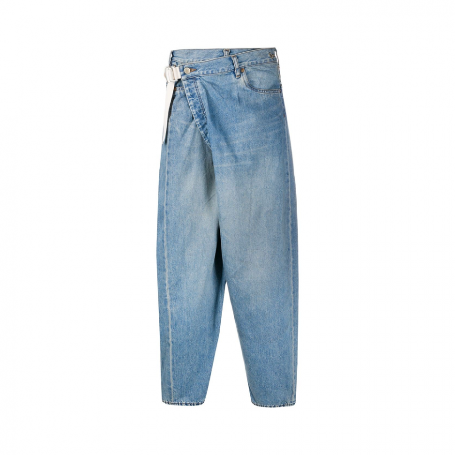 Yüksek Modadan Sokağa 'Kurtarıcı' Jean'ler