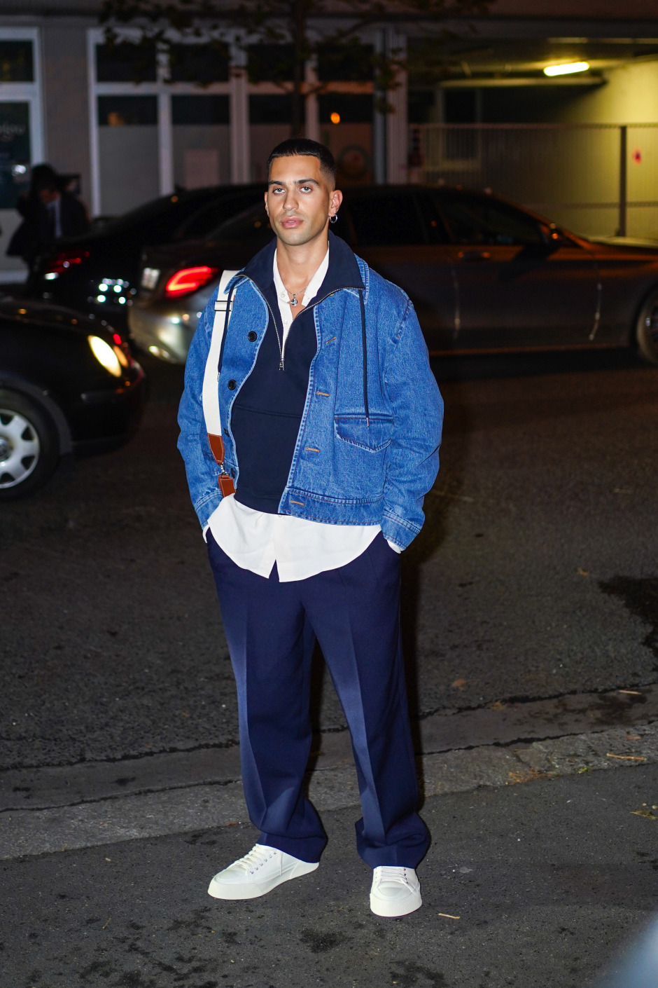 Sokak Stili: 2021 İlkbahar/Yaz Paris Sokak Stili: 2021 İlkbahar/Yaz Paris