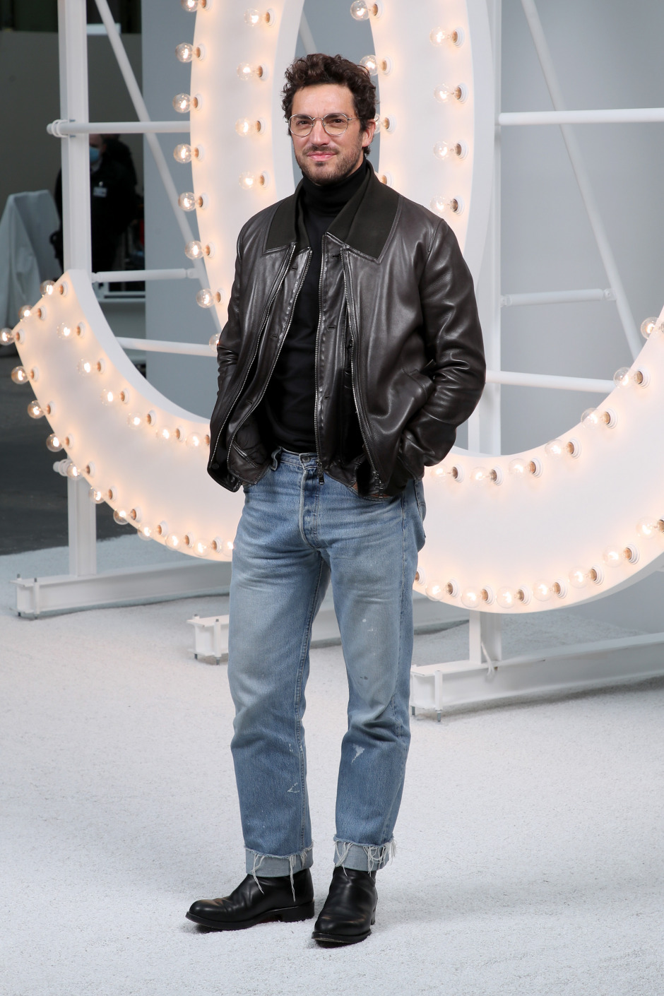 Sokak Stili: 2021 İlkbahar/Yaz Paris Sokak Stili: 2021 İlkbahar/Yaz Paris