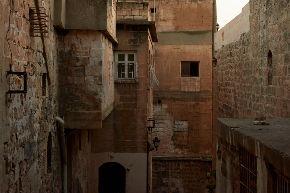 Yeni Kökler: Mezopotamya / Kabul Et ve Özgür Kal