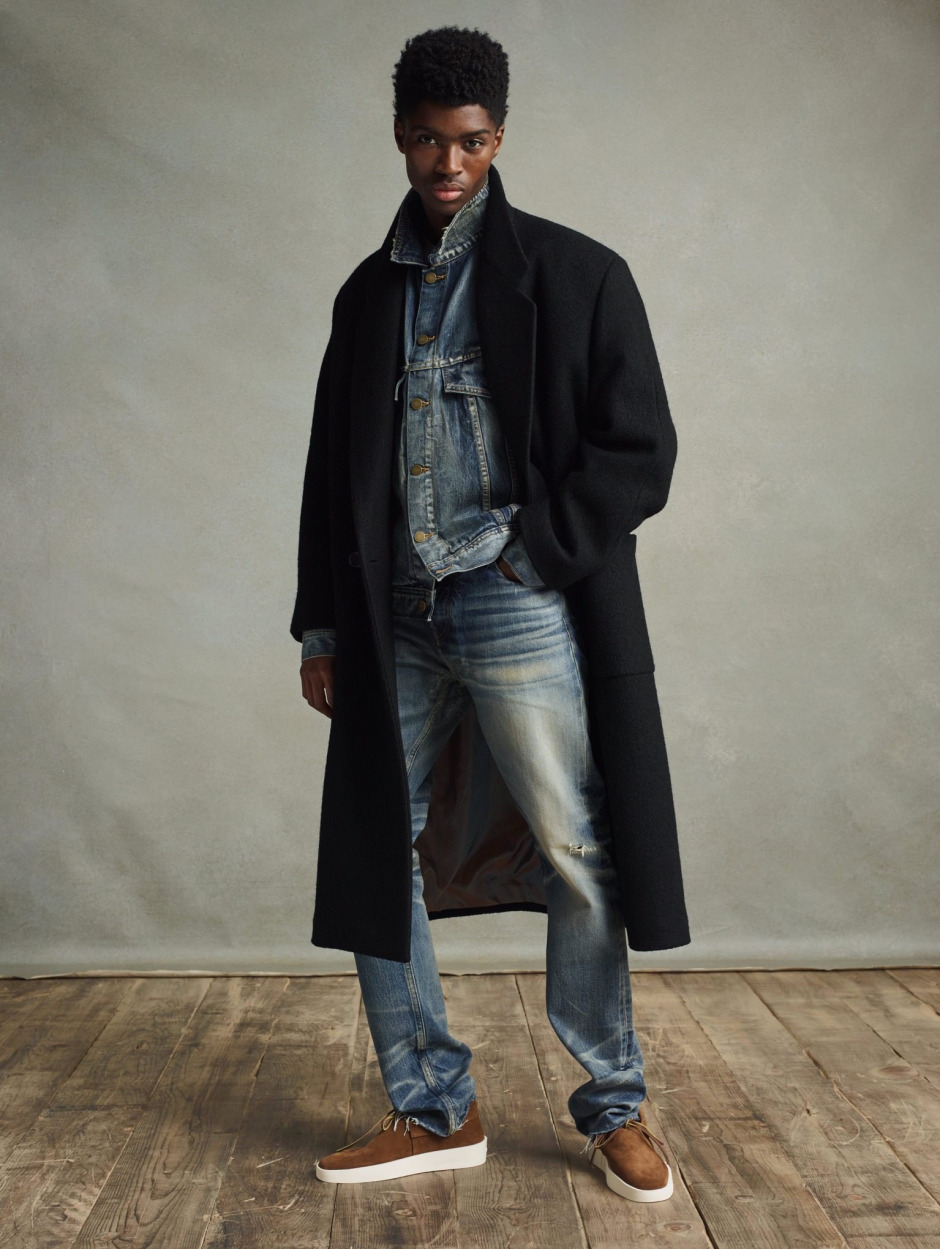 Erkek Giyiminde Çabasız Şıklığın Modern Kahramanı: Jerry Lorenzo