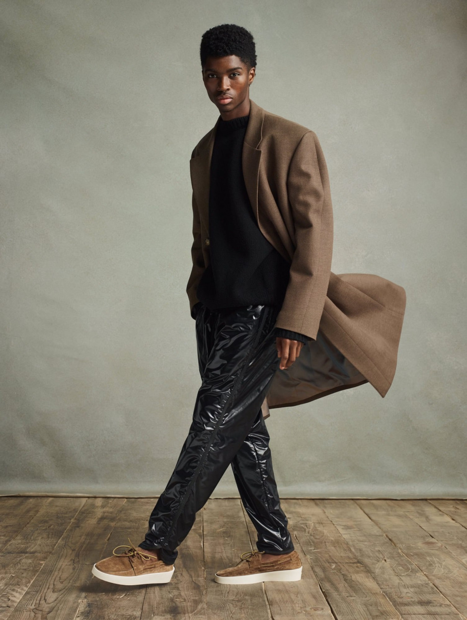 Erkek Giyiminde Çabasız Şıklığın Modern Kahramanı: Jerry Lorenzo