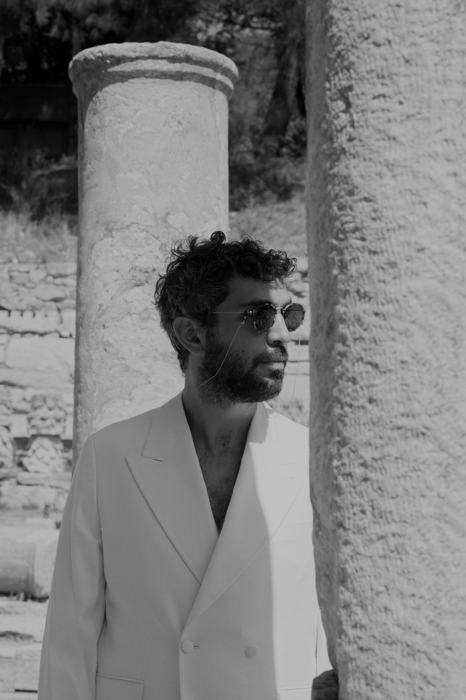 ...bu kalıntıların amacını da hissederiz.