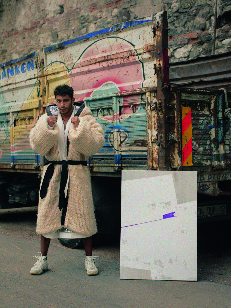 İsyankar ve Masalsı Bir İstanbul