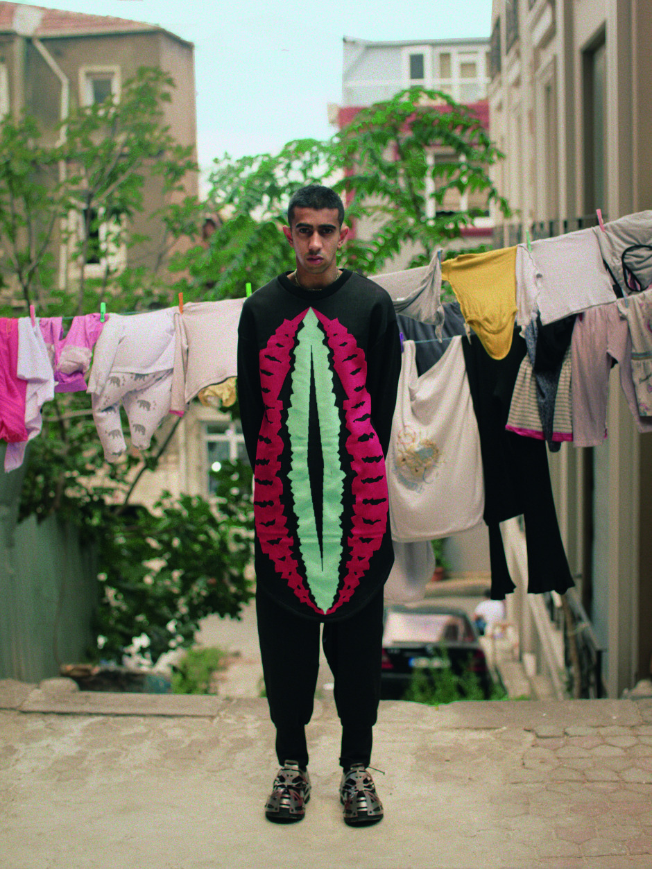 İsyankar ve Masalsı Bir İstanbul