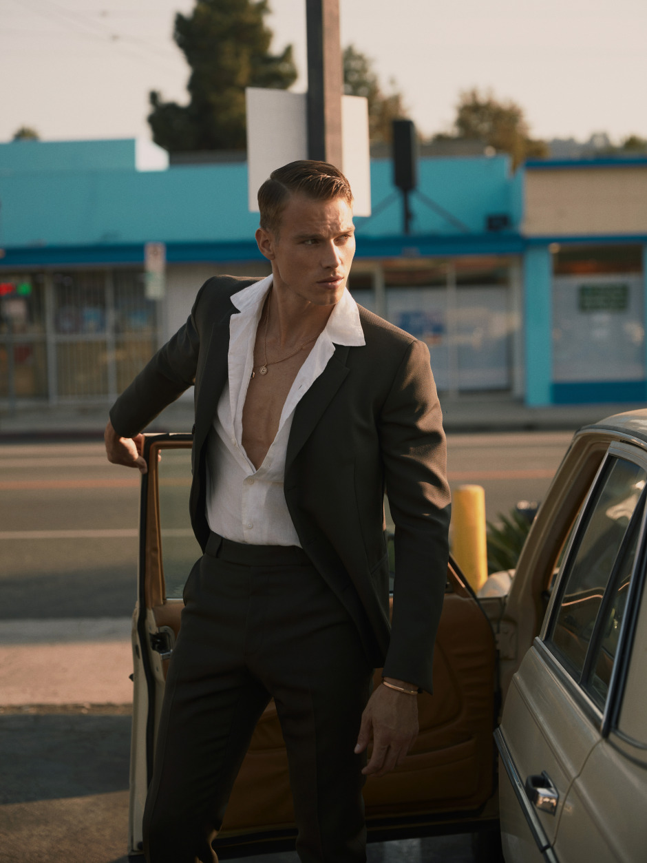 Kapak: Matthew Noszka ‘’Var Gücümle Çalışmazsam Bir Başkasının Yapacağını Biliyorum.’’