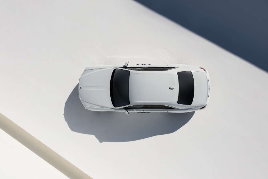 Yeni Nesil Ghost ile Rolls Royce Ne Hedefledi?
