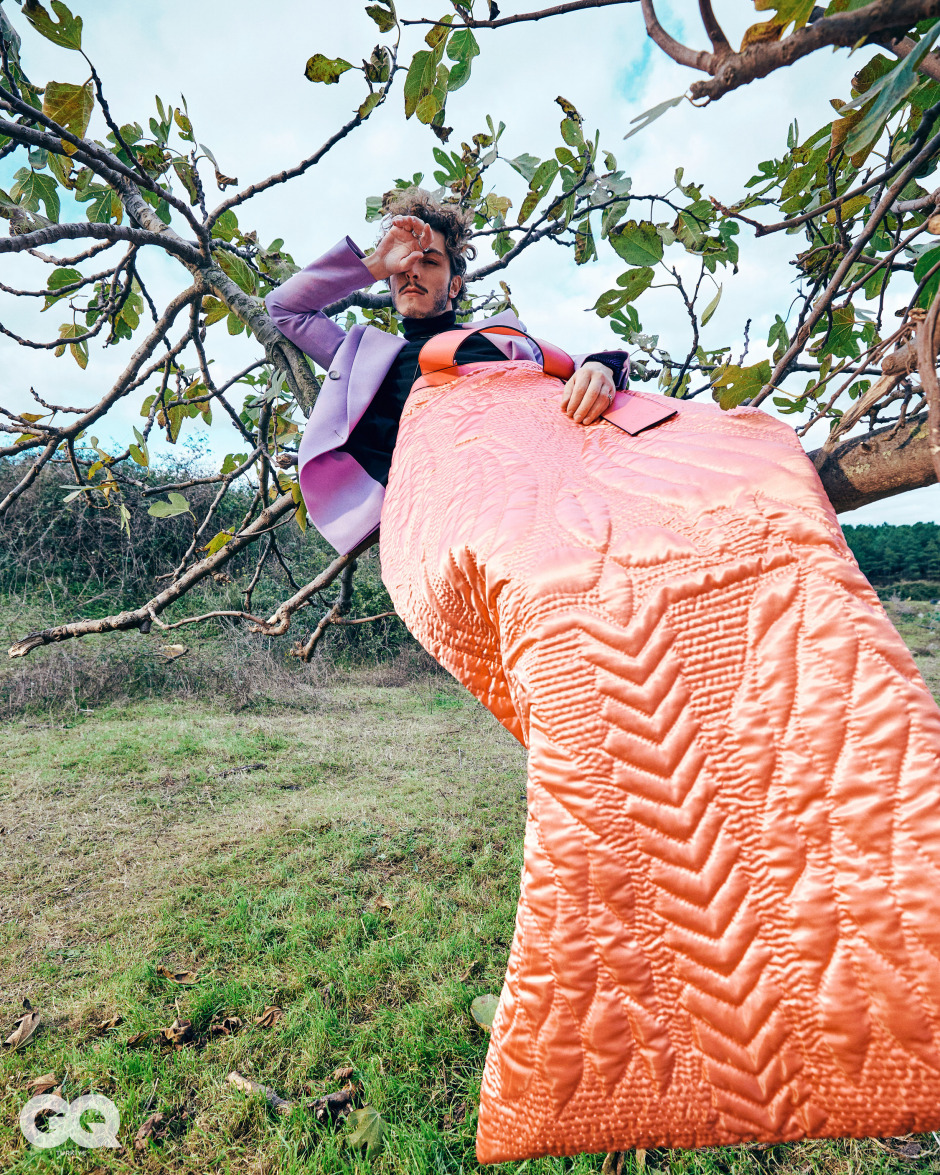 Boran Kuzum: Özgün Bir Hikaye Anlatıcısı