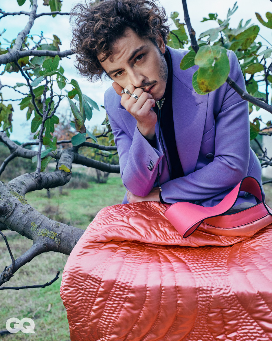 Boran Kuzum: Özgün Bir Hikaye Anlatıcısı