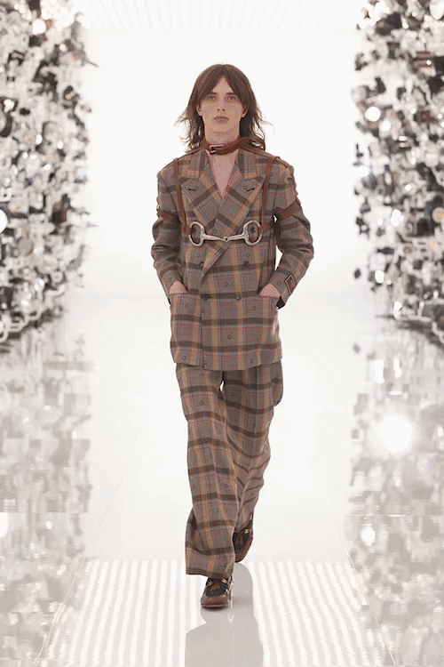 Gucci X Balenciaga Moda Dünyasını Nasıl Hackledi?