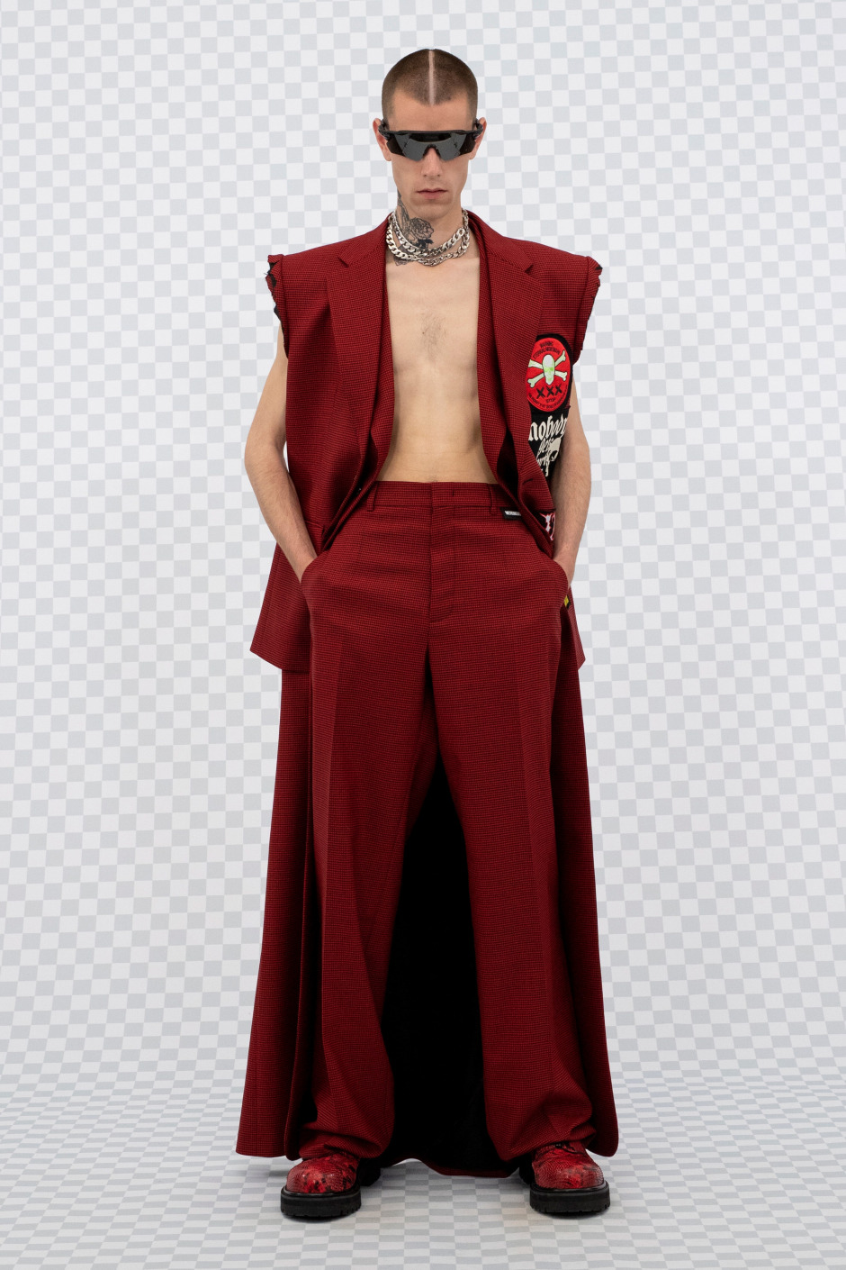 Vetements İlkbahar/Yaz 2022 Koleksiyonu | "Bir Matrix'te mi Yaşıyoruz?"