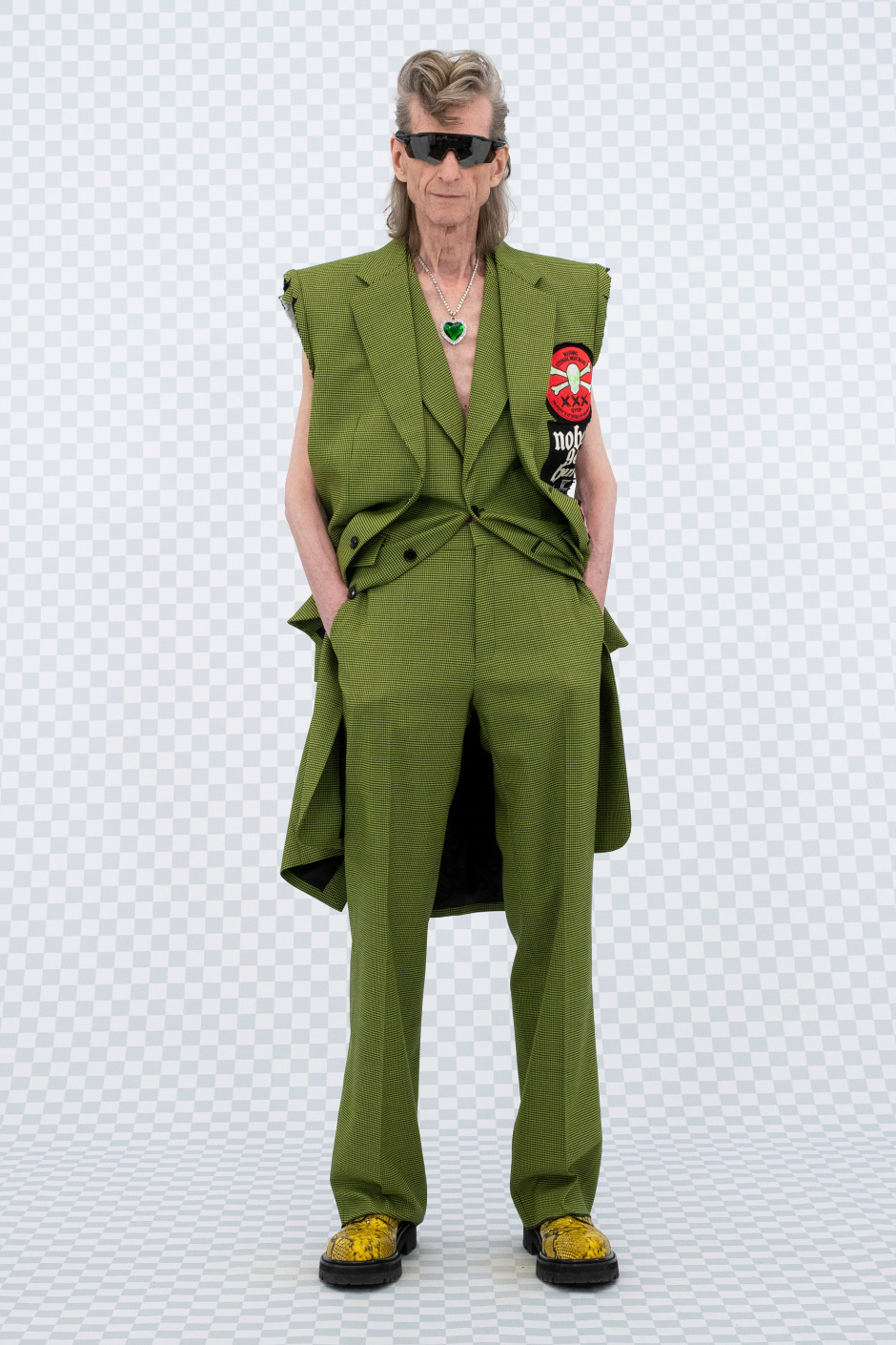 Vetements İlkbahar/Yaz 2022 Koleksiyonu | "Bir Matrix'te mi Yaşıyoruz?"