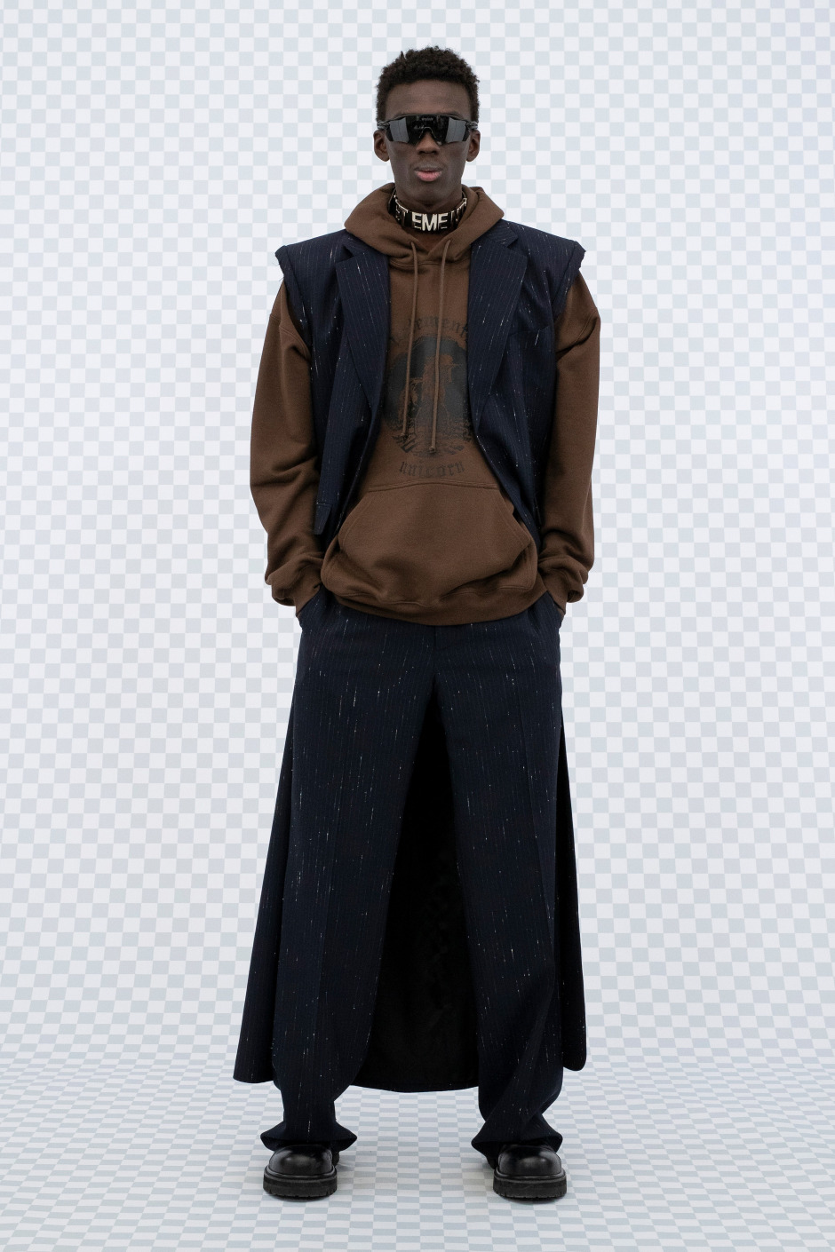 Vetements İlkbahar/Yaz 2022 Koleksiyonu | "Bir Matrix'te mi Yaşıyoruz?"