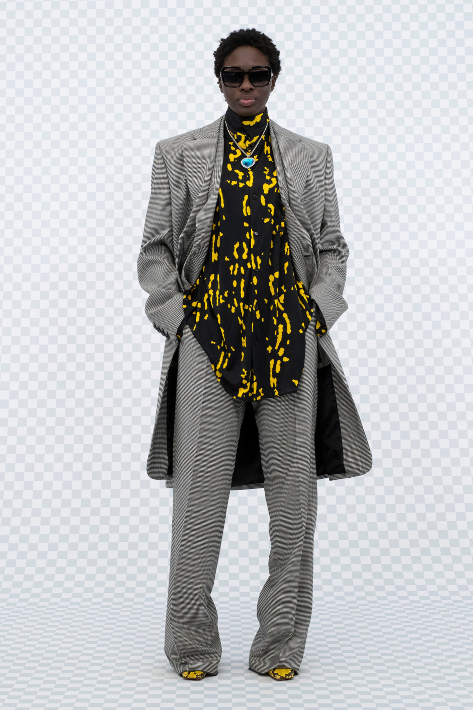 Vetements İlkbahar/Yaz 2022 Koleksiyonu | "Bir Matrix'te mi Yaşıyoruz?"