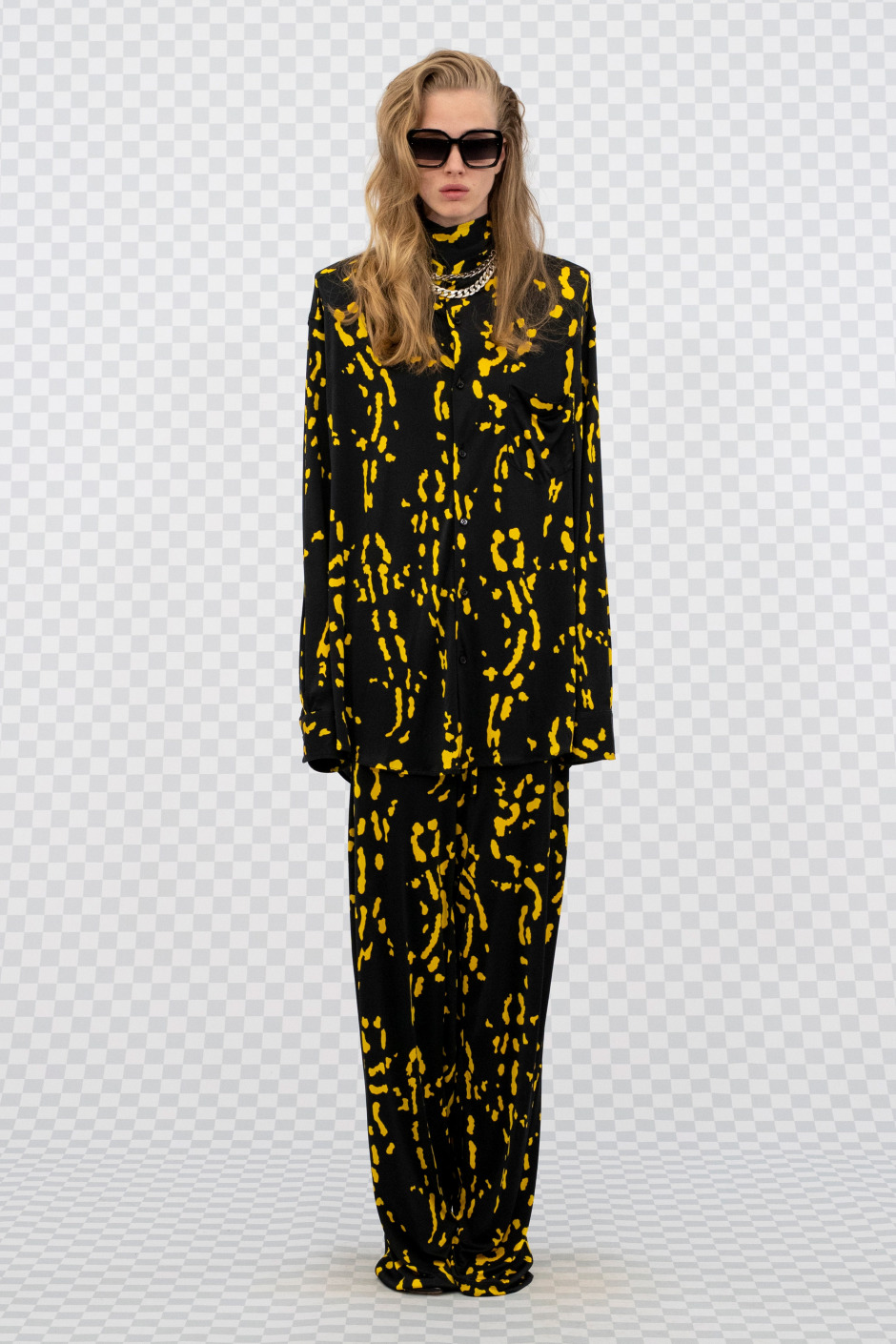 Vetements İlkbahar/Yaz 2022 Koleksiyonu | "Bir Matrix'te mi Yaşıyoruz?"