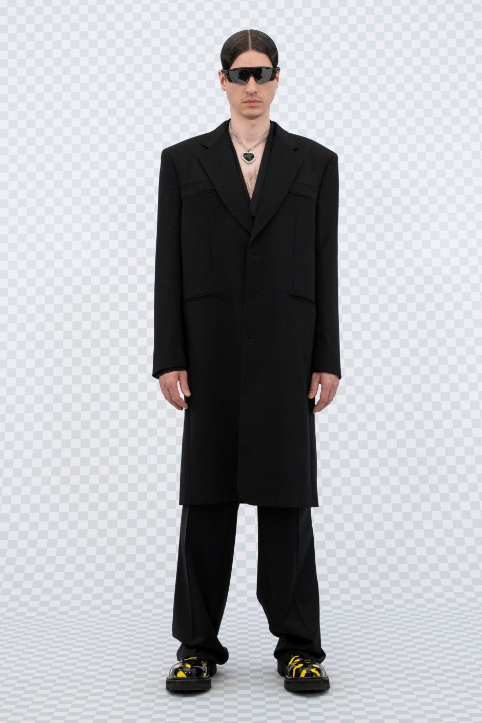 Vetements İlkbahar/Yaz 2022 Koleksiyonu | "Bir Matrix'te mi Yaşıyoruz?"