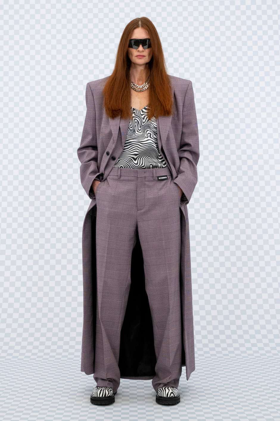 Vetements İlkbahar/Yaz 2022 Koleksiyonu | "Bir Matrix'te mi Yaşıyoruz?"