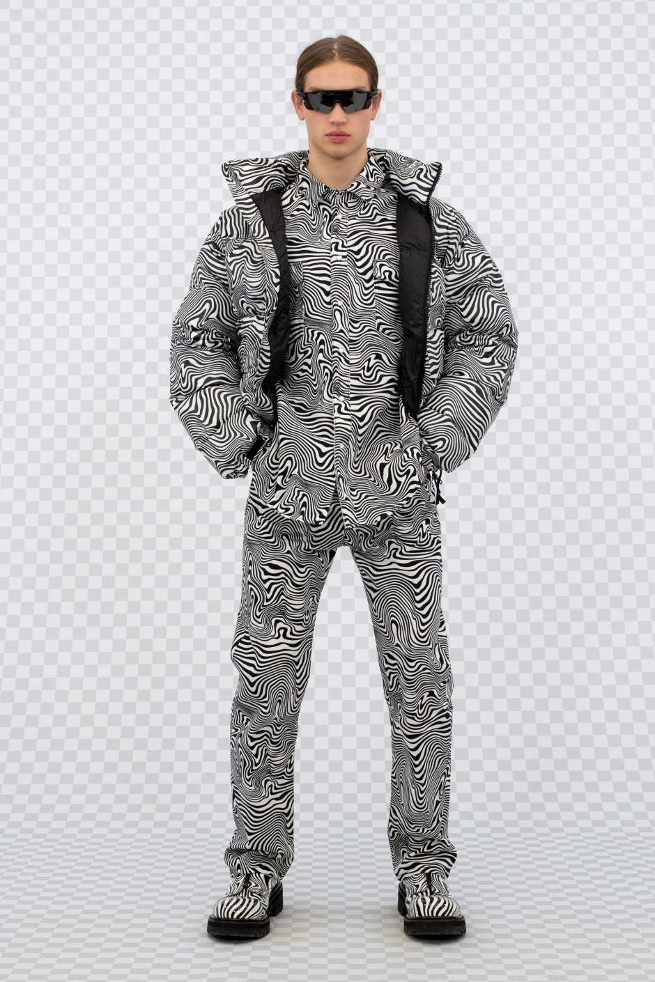 Vetements İlkbahar/Yaz 2022 Koleksiyonu | "Bir Matrix'te mi Yaşıyoruz?"