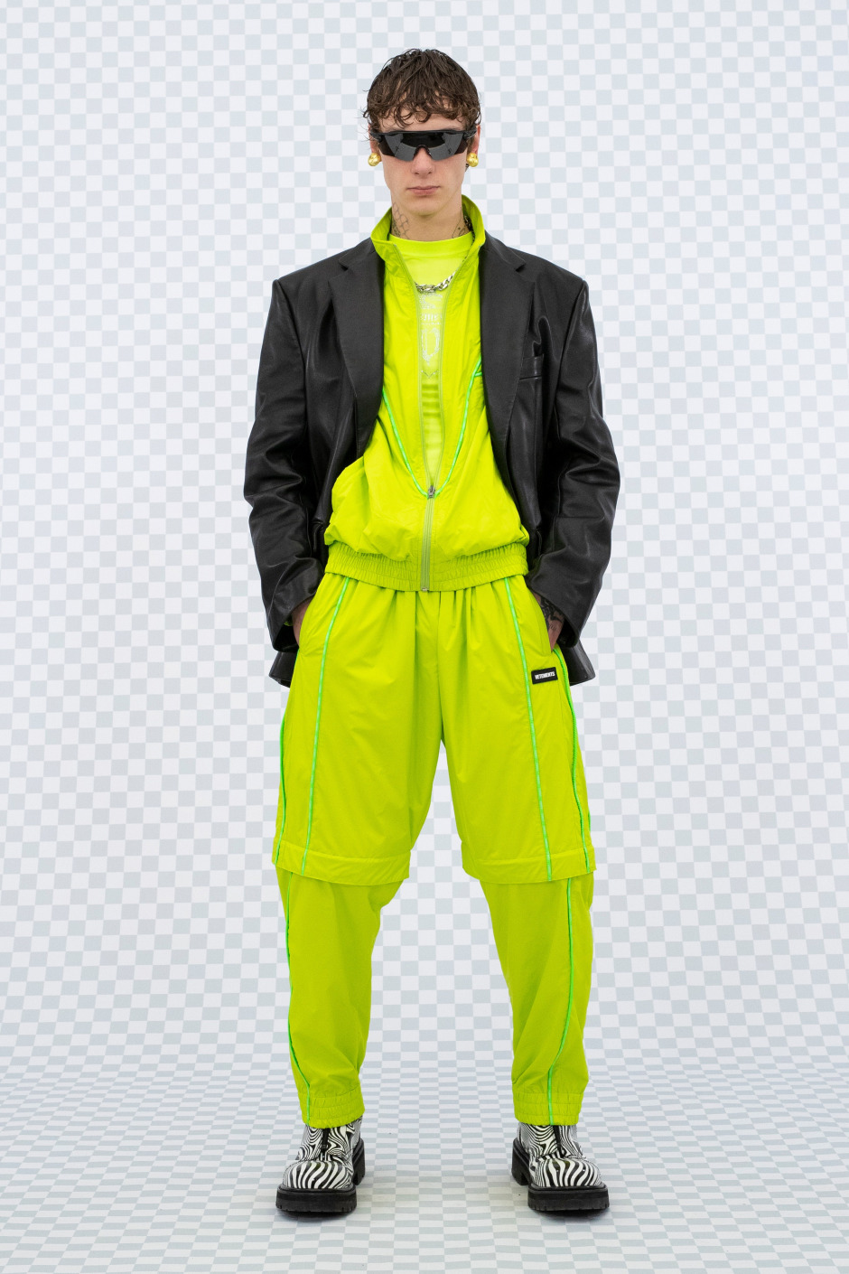 Vetements İlkbahar/Yaz 2022 Koleksiyonu | "Bir Matrix'te mi Yaşıyoruz?"