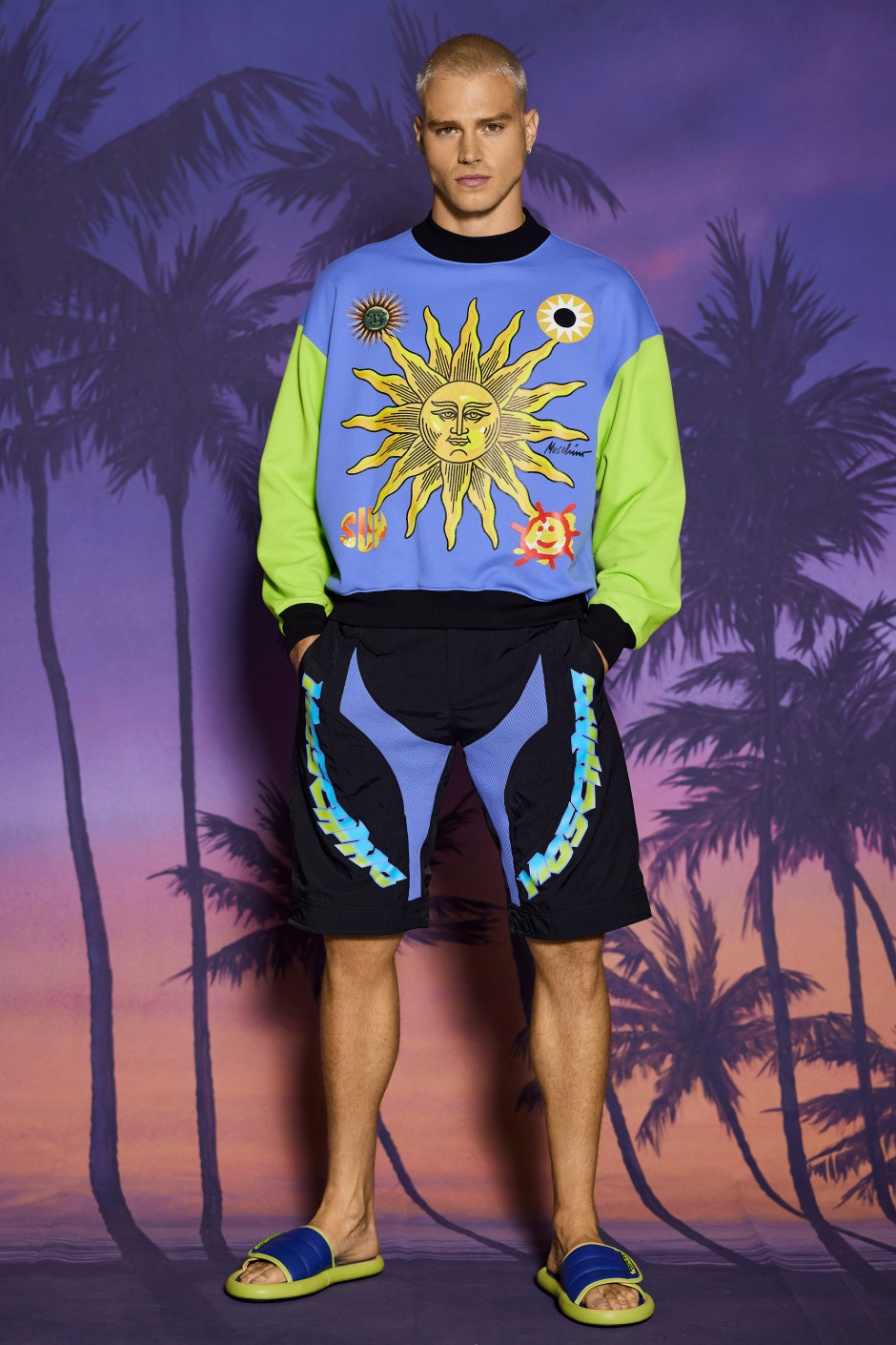 Moschino Resort 2022 Erkek Giyim Koleksiyonu | Beach Body’ler Hazır mı?
