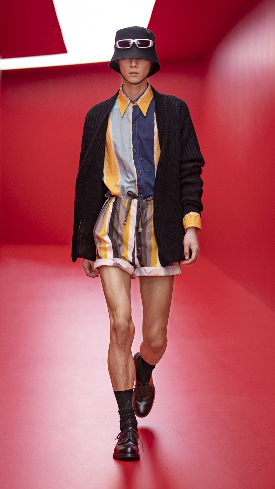 Prada İlkbahar Yaz 2022 Erkek Giyim Koleksiyonu