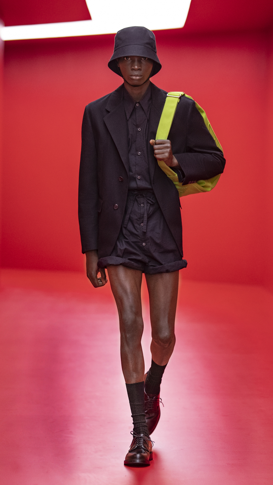 Prada İlkbahar Yaz 2022 Erkek Giyim Koleksiyonu