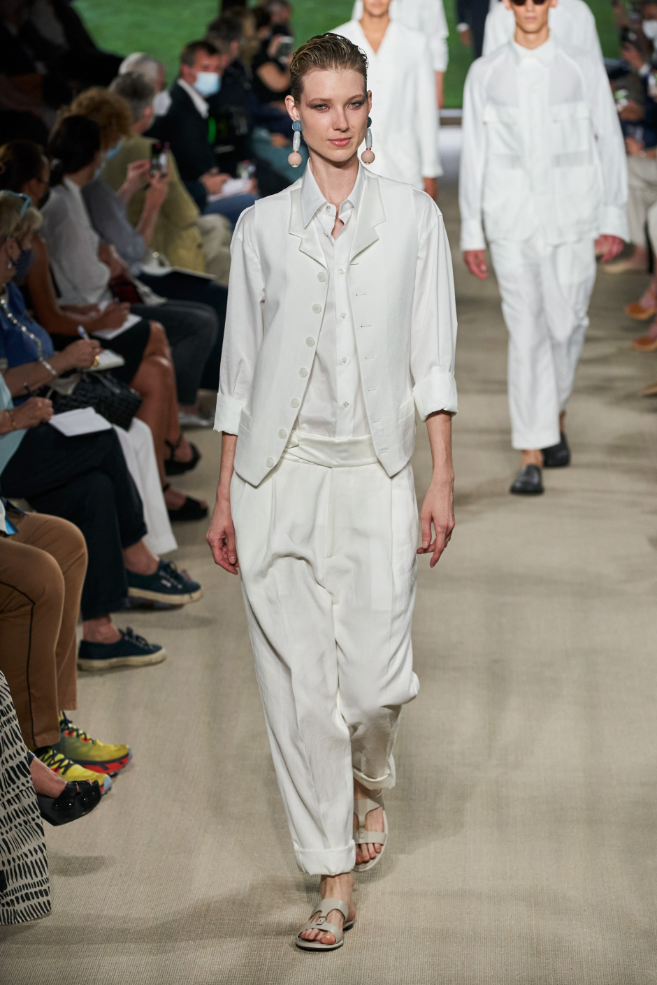 Giorgio Armani İlkbahar / Yaz 2022 Erkek Giyim Koleksiyonu