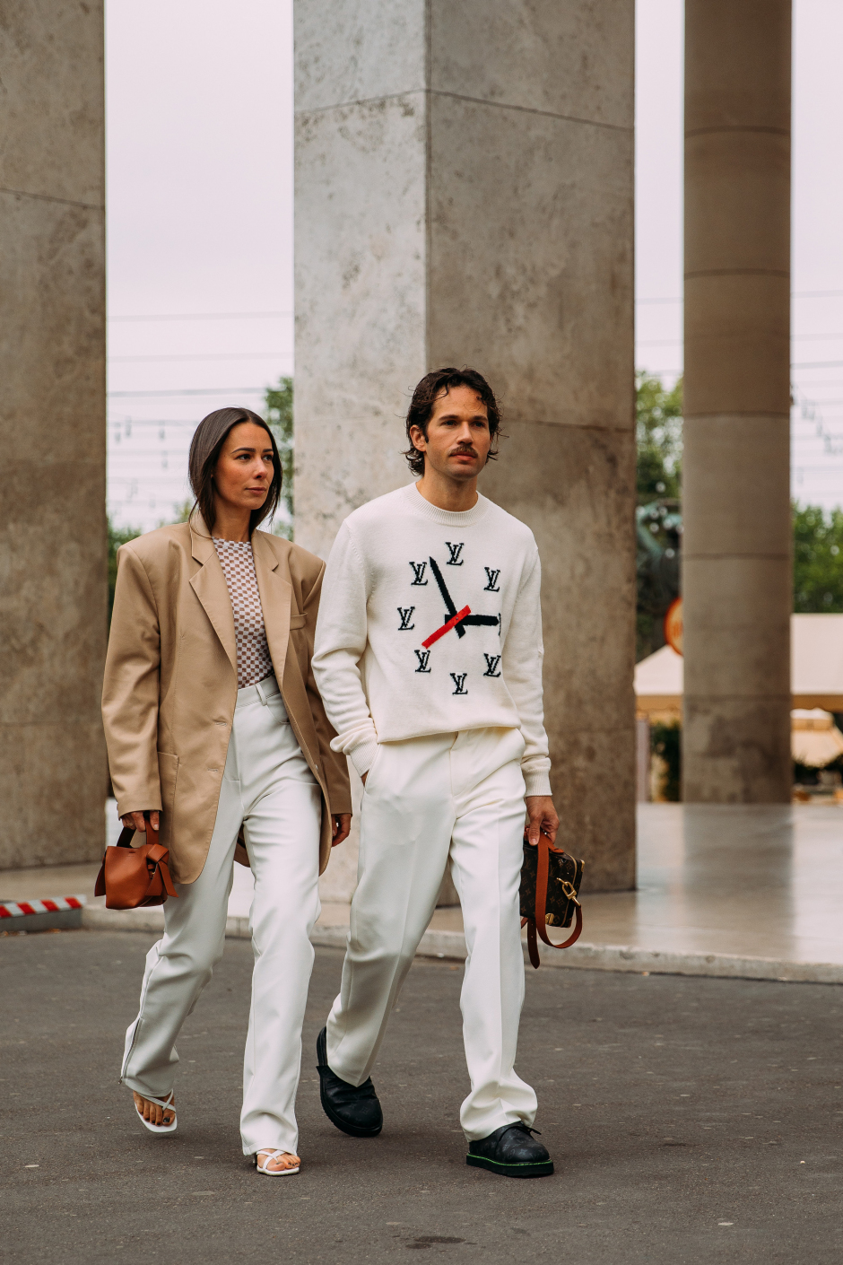 Paris Erkek Moda Haftası İlkbahar/Yaz 2022 Sokak Stili