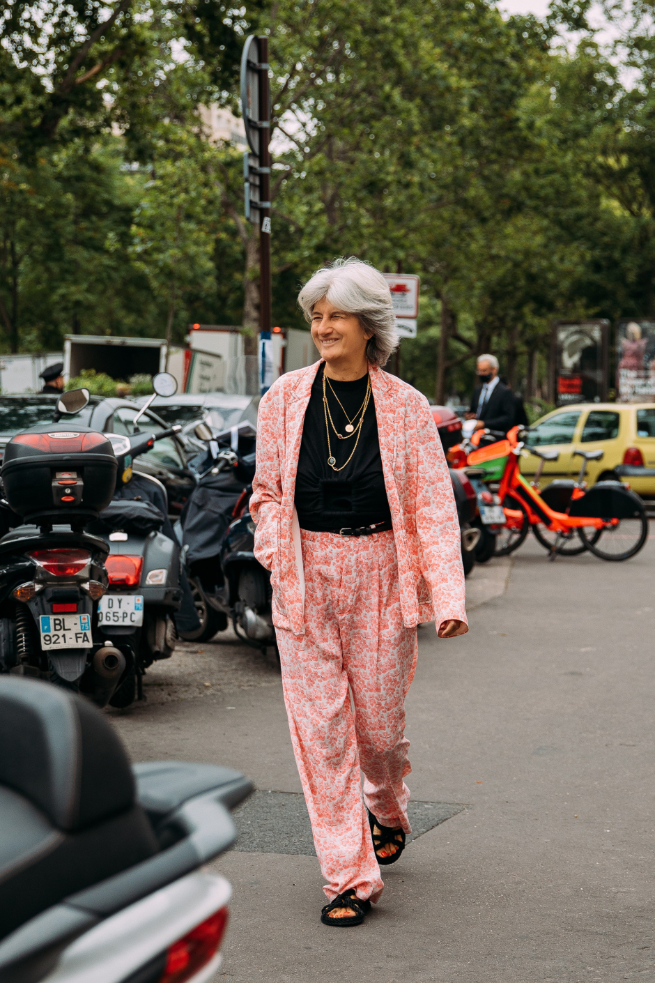 Paris Erkek Moda Haftası İlkbahar/Yaz 2022 Sokak Stili