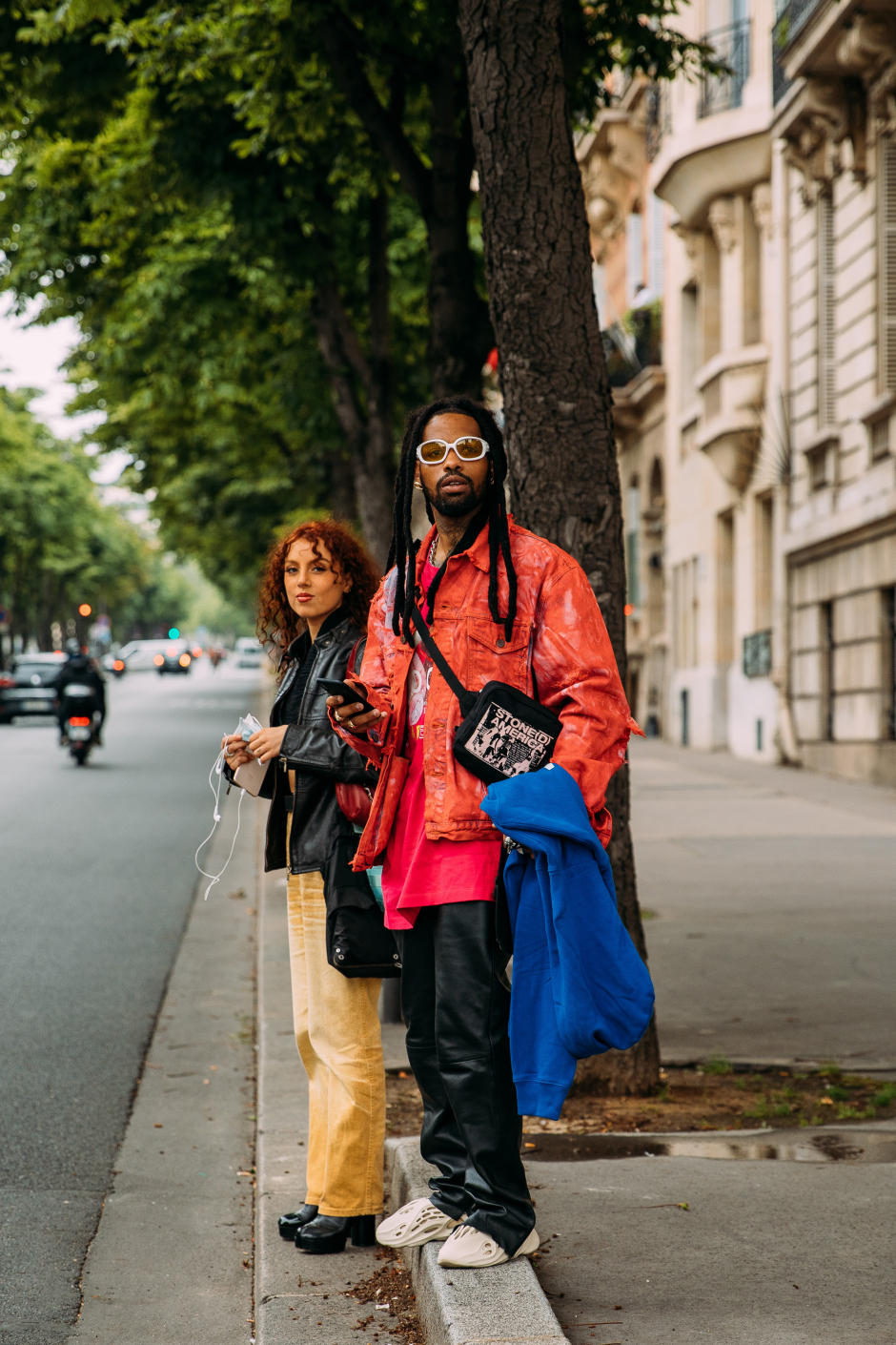 Paris Erkek Moda Haftası İlkbahar/Yaz 2022 Sokak Stili