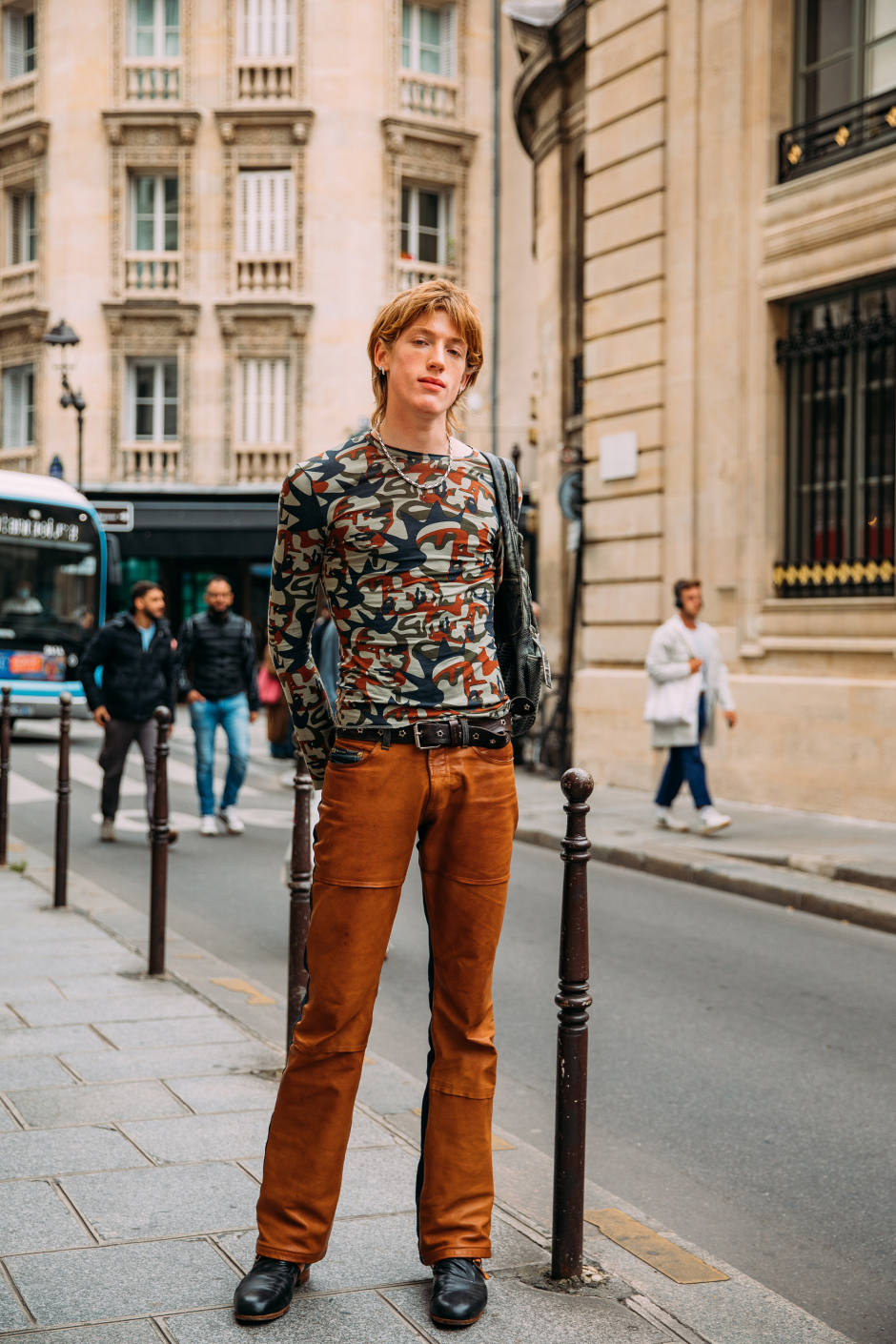 Paris Erkek Moda Haftası İlkbahar/Yaz 2022 Sokak Stili