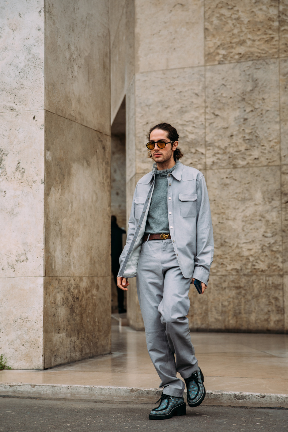 Paris Erkek Moda Haftası İlkbahar/Yaz 2022 Sokak Stili