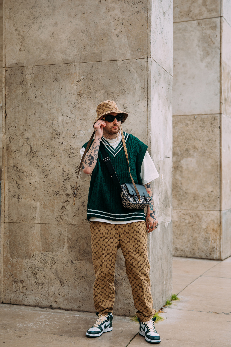 Paris Erkek Moda Haftası İlkbahar/Yaz 2022 Sokak Stili